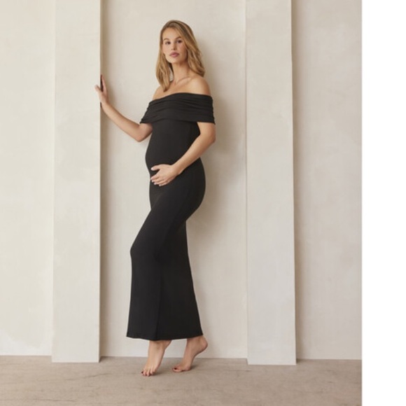 NWOT Revolve brand Bumpsuit Bianca off the shoulder black maxi dress. Size large - Picture 4 of 13